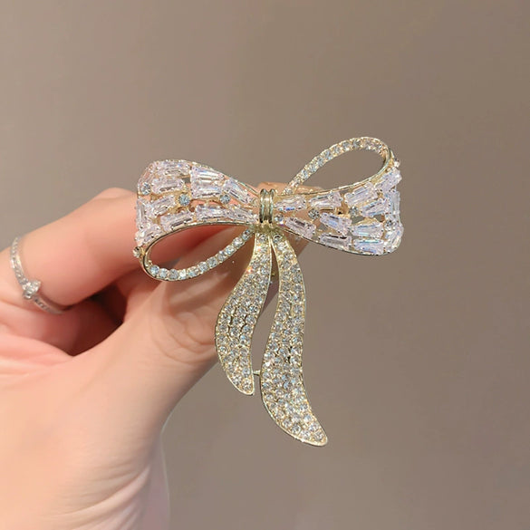 Alloy Bow Brooch Women's Luxury Natural Plant Flowers Style With Electroplating