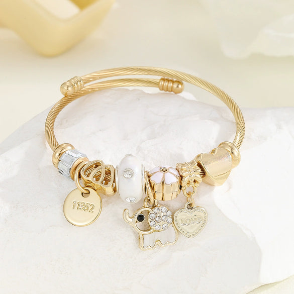 Alloy Bracelet Women's Trendy Fashion Rhinestone Love Pendant Beaded With Diamond Design