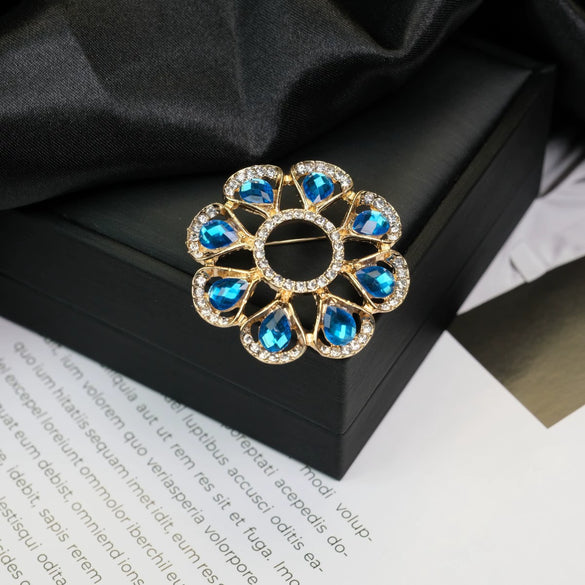 Alloy Brooch Luxury Retro Style With Flower And Star Pattern Electroplated