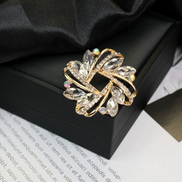 Alloy Brooch Luxury Retro Style With Flower And Star Pattern Electroplated