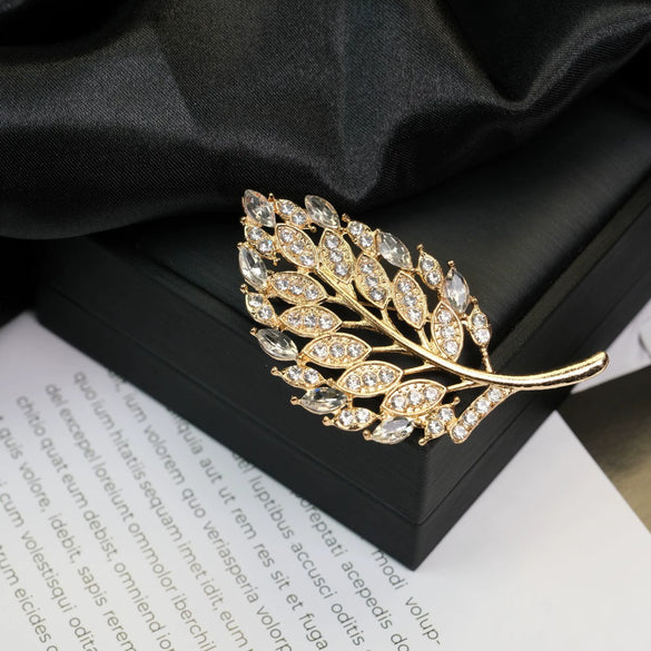 Alloy Brooch Star Animal Flower Bow Leaf Pattern Electroplating Simple Fashionable Personality