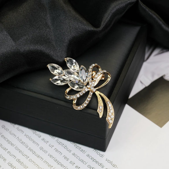 Alloy Brooch Star Animal Flower Bow Leaf Pattern Electroplating Simple Fashionable Personality