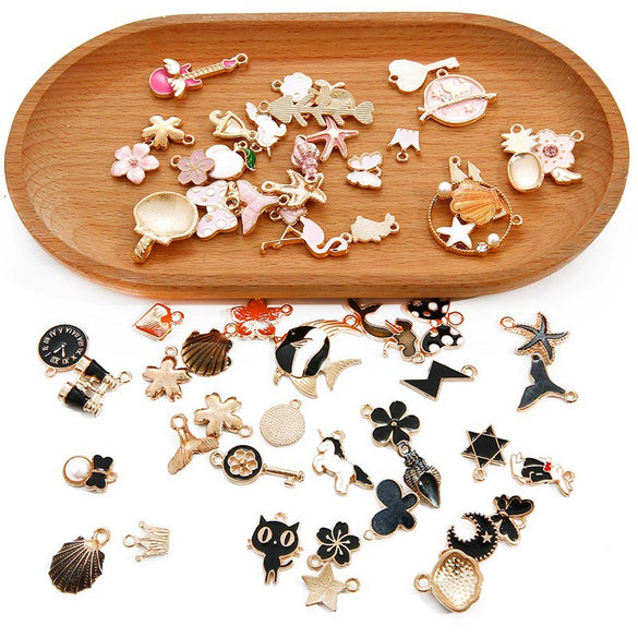 Alloy Cartoon Dripping Oil Handmade Pendant Earrings Jewelry Mobile Phone Shell Accessories Wholesale