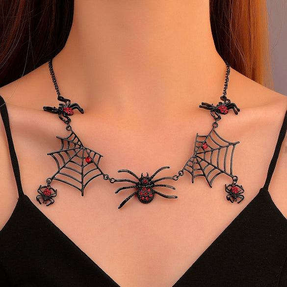 Alloy Clavicle Chain With Black Spider Web Pattern Retro Gothic Style Pendant Electroplated For Women