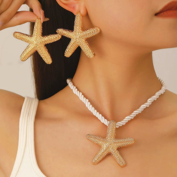 Alloy Conch Animal Zodiac Retro Exaggerated Female Pendant Necklace