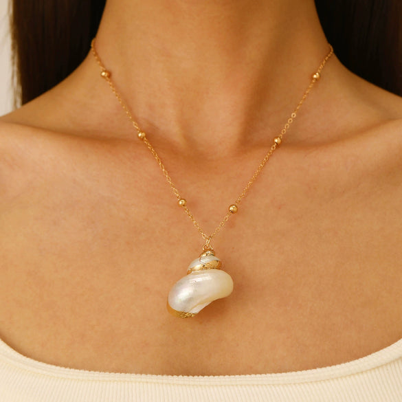 Alloy Conch Animal Zodiac Retro Exaggerated Female Pendant Necklace