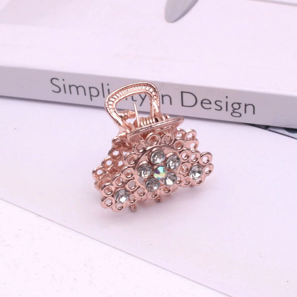 Alloy Diamondencrusted Grabber Bangs Clip Women's Fashion Headwear Bow Hairpin