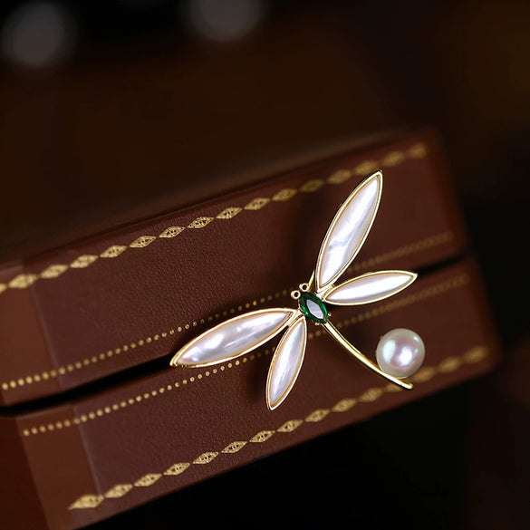 Alloy Dragonfly Pearl Brooch For Women With Cartoon Style And Electroplating Design