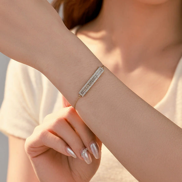 Alloy Electroplated Geometric Style Women's Bracelet