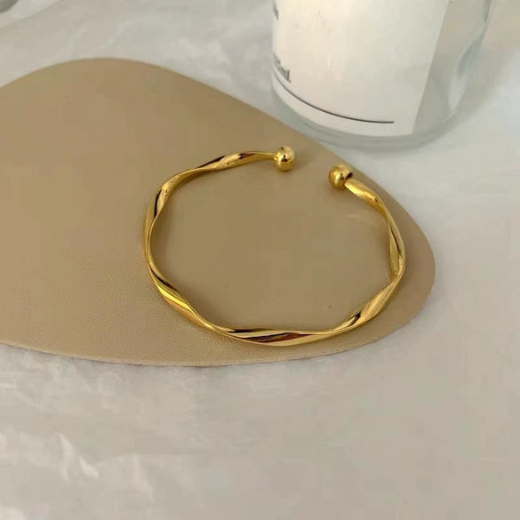 Alloy Electroplated Geometric Women's Fashion Bracelet