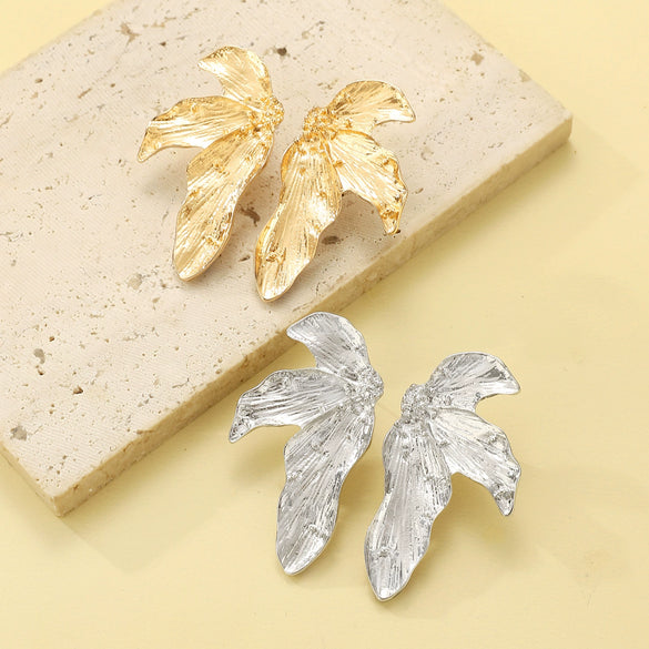Alloy Electroplated Leaf Design Sense Women's Earrings