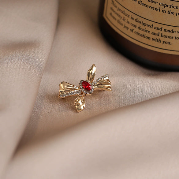 Alloy Electroplated Minimalist Bow Antiexposure Brooch Collar Pin