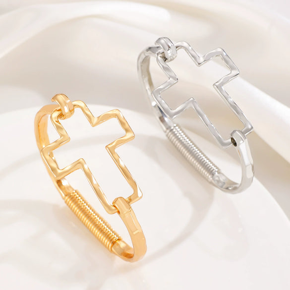Alloy Exaggerated Cross Heart Electroplated Fashion Bracelet