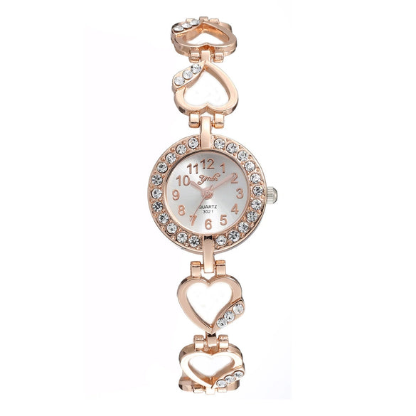 Alloy Fashion Heart String Bracelet Women's Quartz Watch With Round Dial