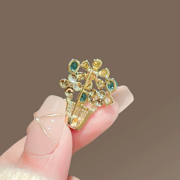 Alloy Flower Antilight Electroplated Women's Brooch Clothing Accessory