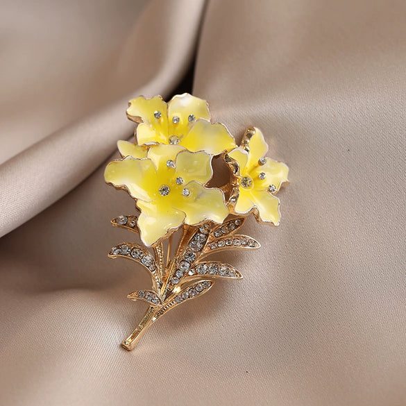 Alloy Flower Brooch Electroplated Minimalist Style Women's Highend Clothing Pin