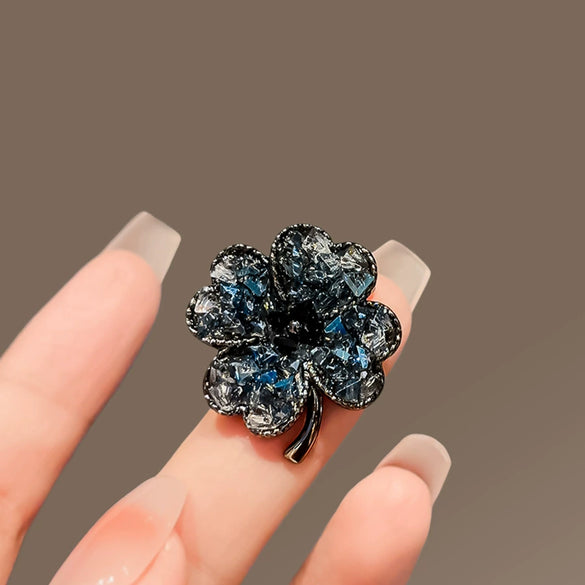Alloy Flower Brooch For Women Natural Style Electroplated