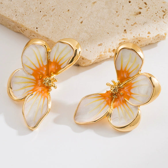 Alloy Flower Earrings Retro Baroque Style Electroplated For Women