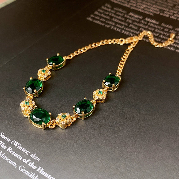Alloy Flower Emerald Diamond Light Luxury Women's Bracelet With Gold Electroplating