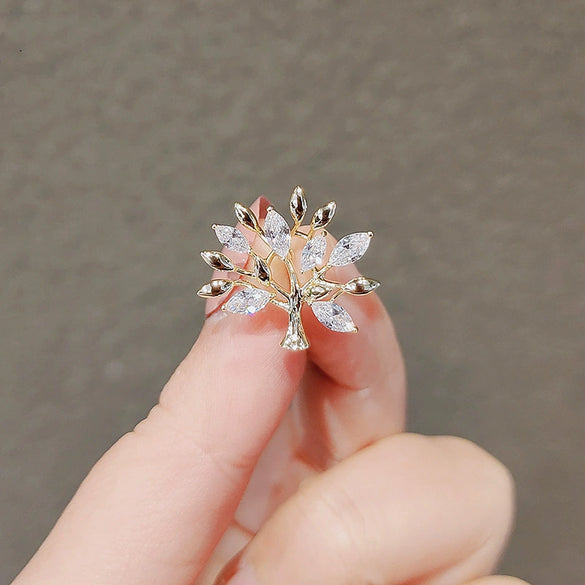 Alloy Flower Pattern Electroplating Women's Brooch
