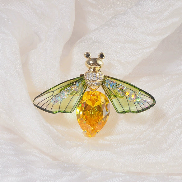 Alloy Flower Patterned Natural Style Ladies' Bee Firefly Brooch With Electroplating Treatment For Suit Accessories