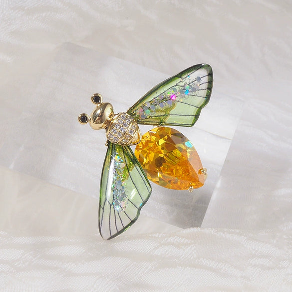 Alloy Flower Patterned Natural Style Ladies' Bee Firefly Brooch With Electroplating Treatment For Suit Accessories