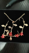Alloy Flower Pendant Clavicle Necklace With Electroplating And Cross Chain Style For Ladies