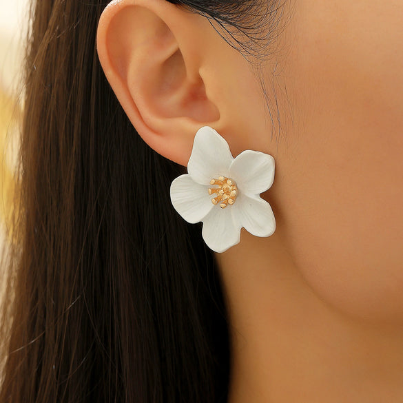 Alloy Flower Pendant Necklace And Earrings For Women Electroplated