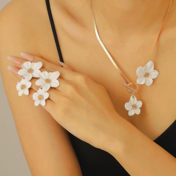 Alloy Flower Pendant Necklace And Earrings For Women Electroplated