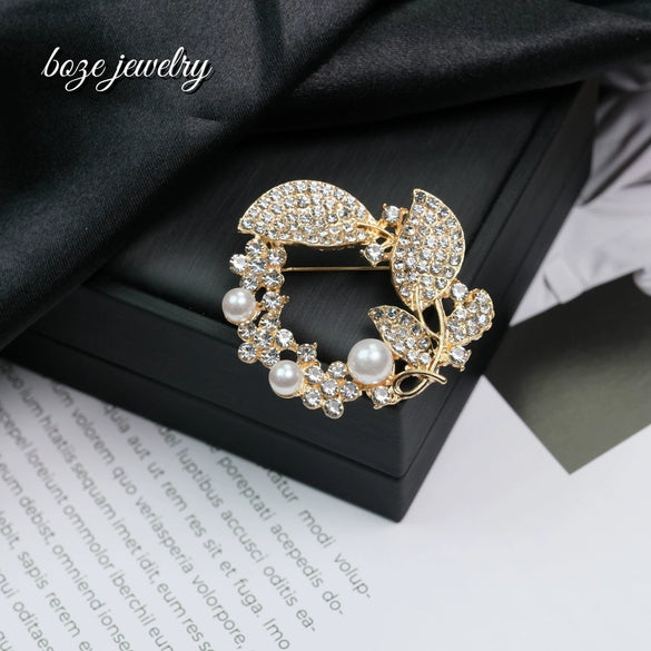 Alloy Flower Retro Brooch Diamondencrusted Electroplated Women's Clothing Accessories