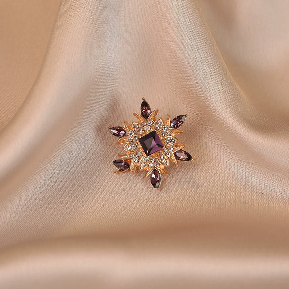 Alloy Flower Shape Electroplating Minimalist Women's Brooch