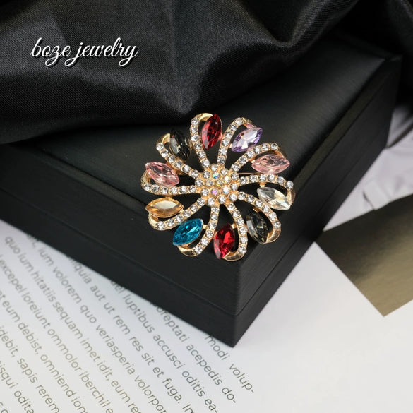 Alloy Flowershaped Diamondencrusted Electroplated Brooch Retro Creative Style For Women And Unisex