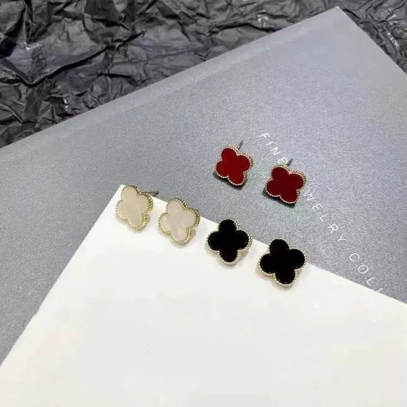 Alloy Fourleaf Clover Light Luxury Style Electroplated Women's Earrings