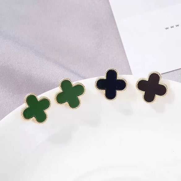 Alloy Fourleaf Clover Light Luxury Style Electroplated Women's Earrings