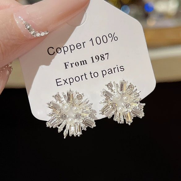 Alloy Fresh Flower Earrings With 925 Silver Needle Electroplating For Women