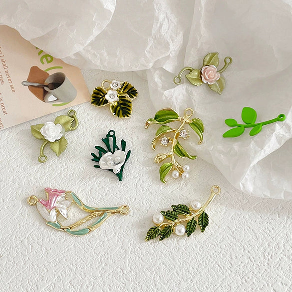 Alloy Fresh Green Leaf Camellia Lily Beaded Accessories With Dripping Oil Design For Bracelet Necklace Earrings Diy Handmade