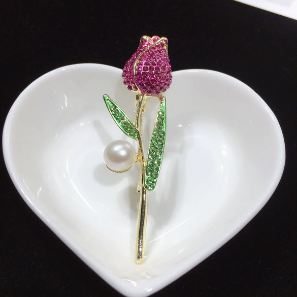 Alloy Freshwater Pearl Flower Brooch For Women
