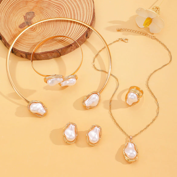 Alloy Geometric Baroque Pearl Collar Choker Necklace With Electroplating For Women