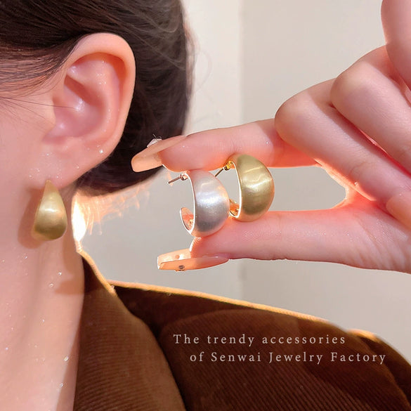 Alloy Geometric Brushed Frosted Gold And Silver Peas Women's Electroplated Earrings