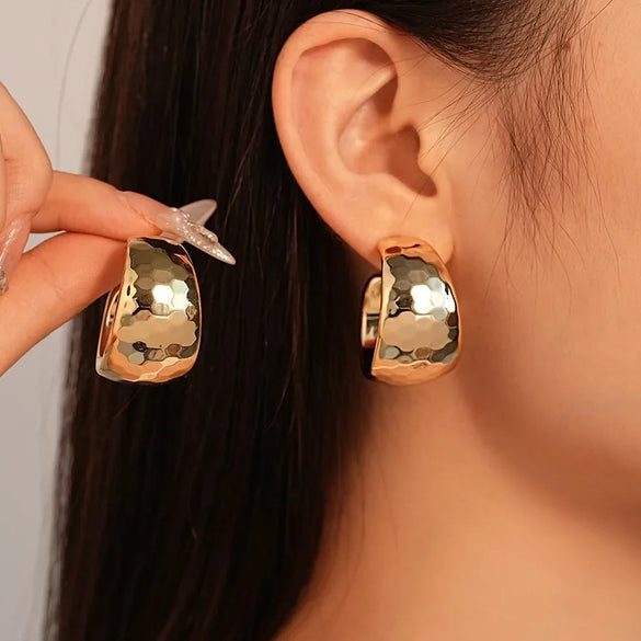 Alloy Geometric Circle Love Starfish Earrings For Women With Electroplating Design