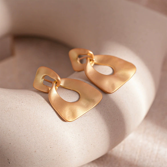Alloy Geometric Circle Love Starfish Earrings For Women With Electroplating Design