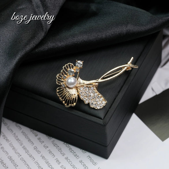 Alloy Geometric Design Electroplated Brooch For Women And Unisex As Clothing Accessories