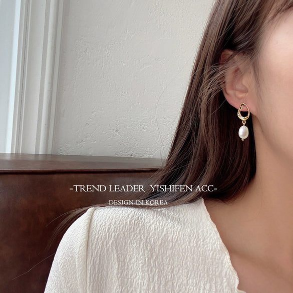 Alloy Geometric Freshwater Pearl Electroplating Ear Needle Earrings