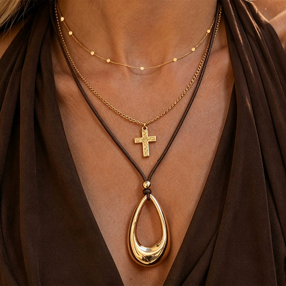 Alloy Geometric Hollow Teardrop Pendant Necklace With Layered Waxed Rope Chain And Adjustable Lobster Clasp