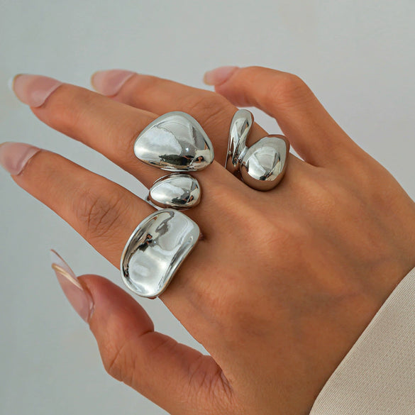 Alloy Geometric Hollow Twist Hug Ring For Women With Electroplating
