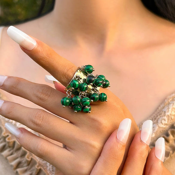 Alloy Geometric Inlaid Retro Palace Style Ladies Ring With Electroplating Treatment