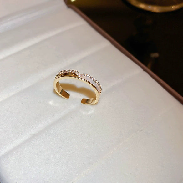 Alloy Geometric Inlaid Zircon Women's Ring Luxury Jewelry