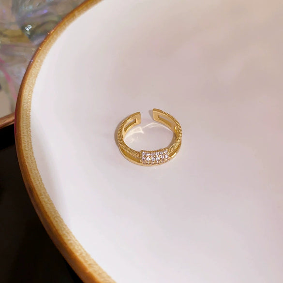 Alloy Geometric Inlaid Zircon Women's Ring Luxury Jewelry