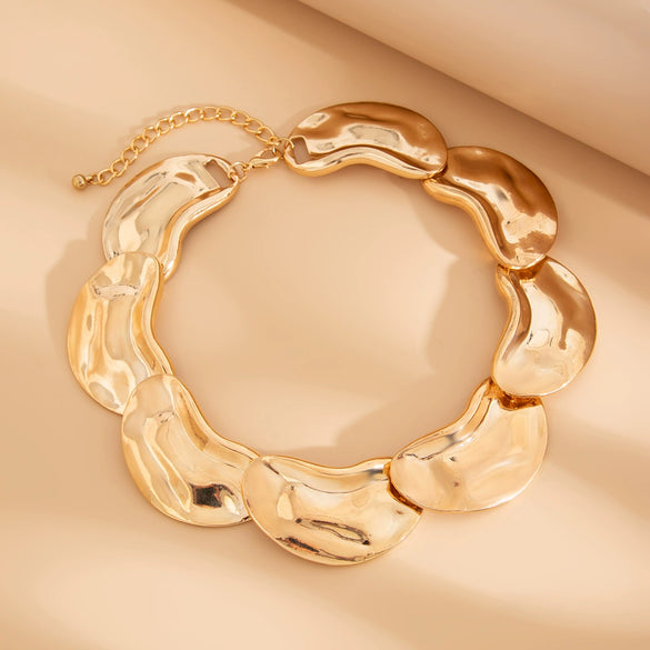 Alloy Geometric Irregular Collarbone Necklace For Women With Electroplating Treatment