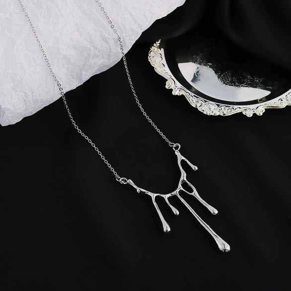 Alloy Geometric Irregular Water Drops Lava Electroplated Women's Clavicle Necklace